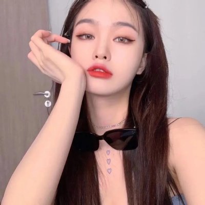 神穿古代我龙袍加身